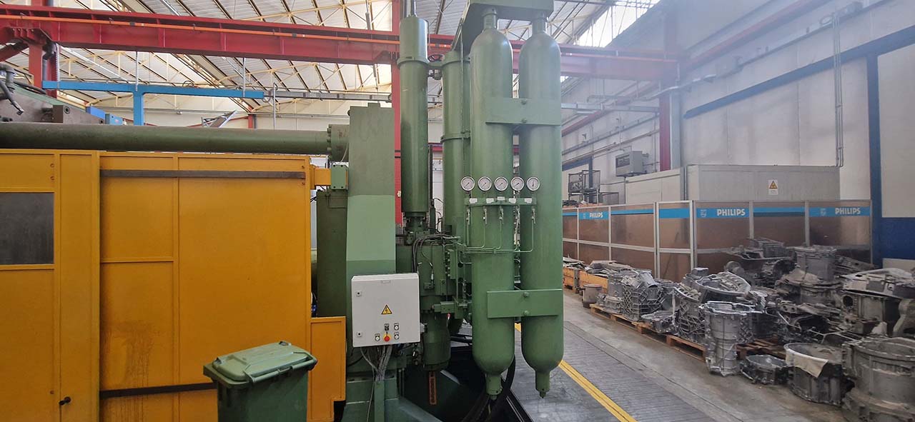 Idra OL 3500 hidegkamrás öntőgép KK1678, használt Idra OL 3500 hidegkamrás öntőgép KK1678, használt