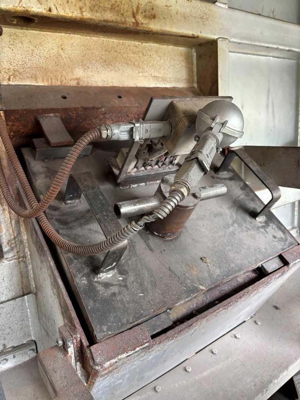 StrikoWestofen MH II-T 3000/2000 G-eg Plus+ olvasztó- és tartókemence O1843, használt StrikoWestofen MH II-T 3000/2000 G-eg Plus+ olvasztó- és tartókemence O1843, használt