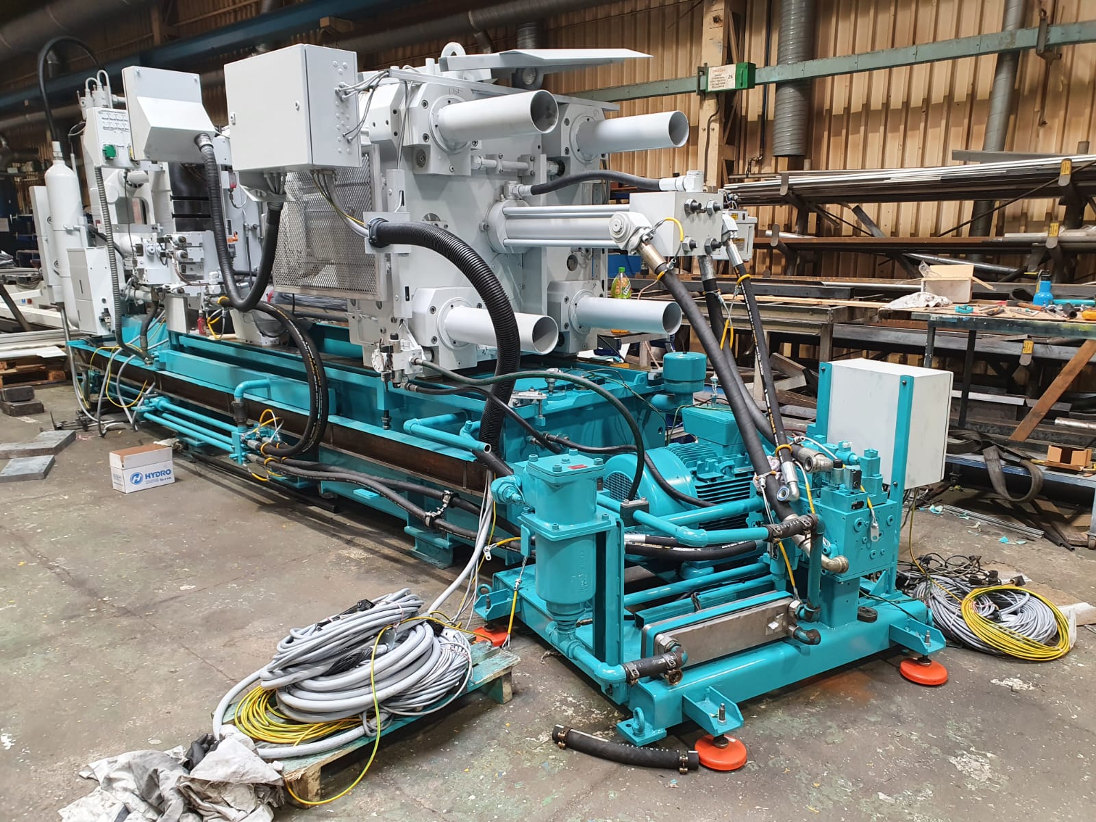 Hidegkamrás öntőgép felújítása