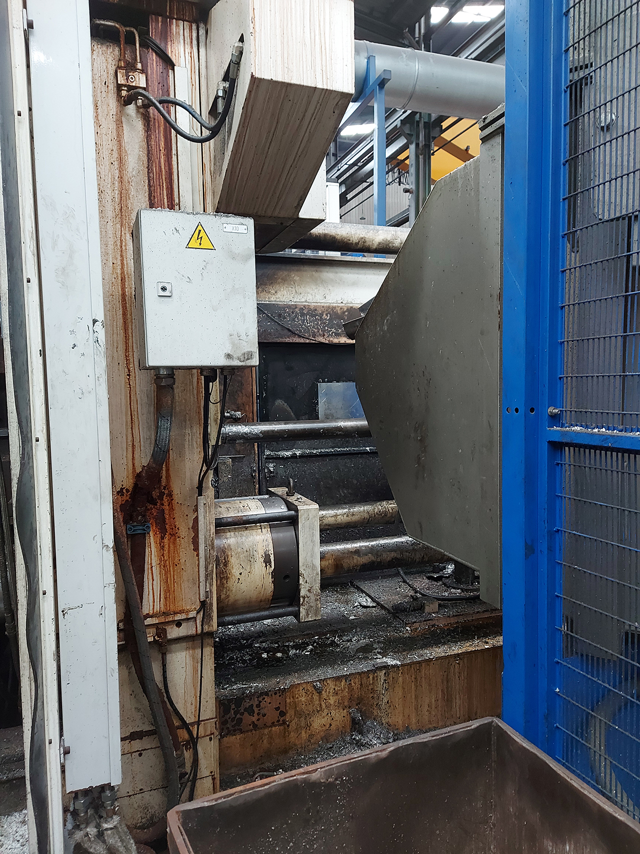 Idra-OL-1900-S-cold-chamber-die-casting-machine-KK1587-p5 Idra OL 1900 S hidegkamrás öntőgép KK1587, használt