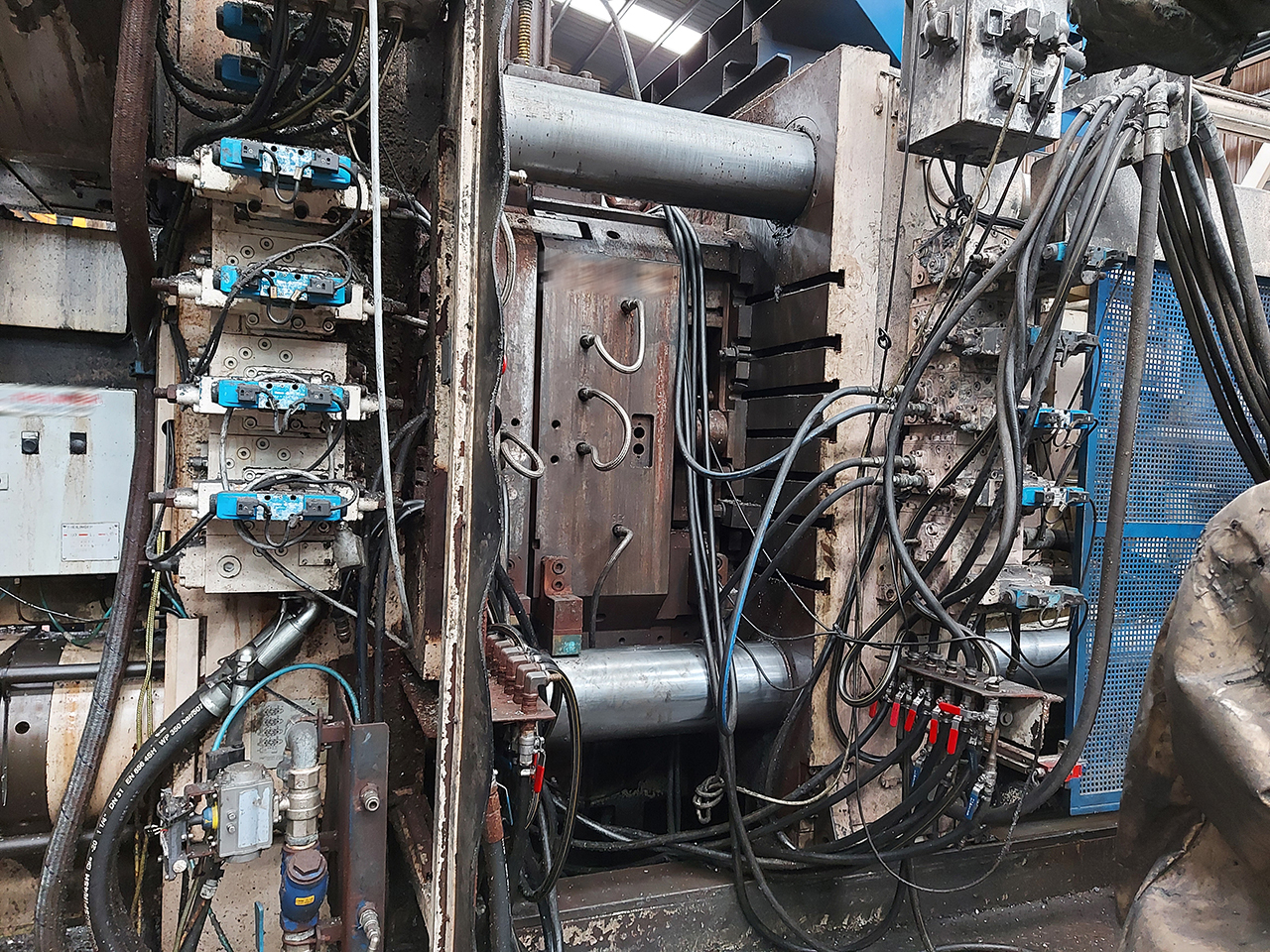 Idra-OL-1900-S-cold-chamber-die-casting-machine-KK1587-p2 Idra OL 1900 S hidegkamrás öntőgép KK1587, használt