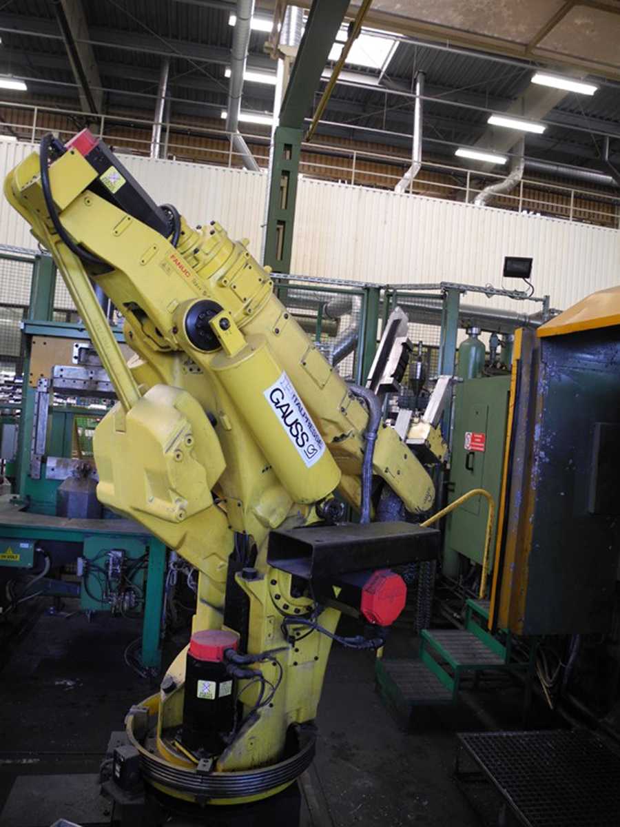 FANUC S-420 i F öntödei robot, használt HR1815