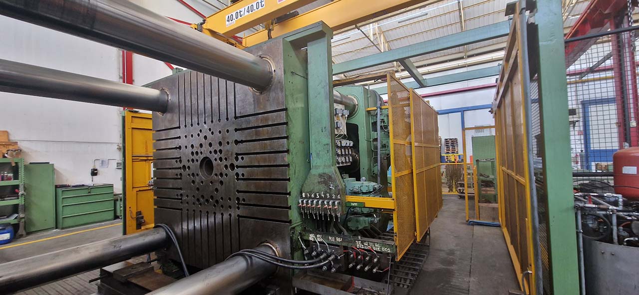 Idra OL 3500 hidegkamrás öntőgép KK1678, használt Idra OL 3500 hidegkamrás öntőgép KK1678, használt