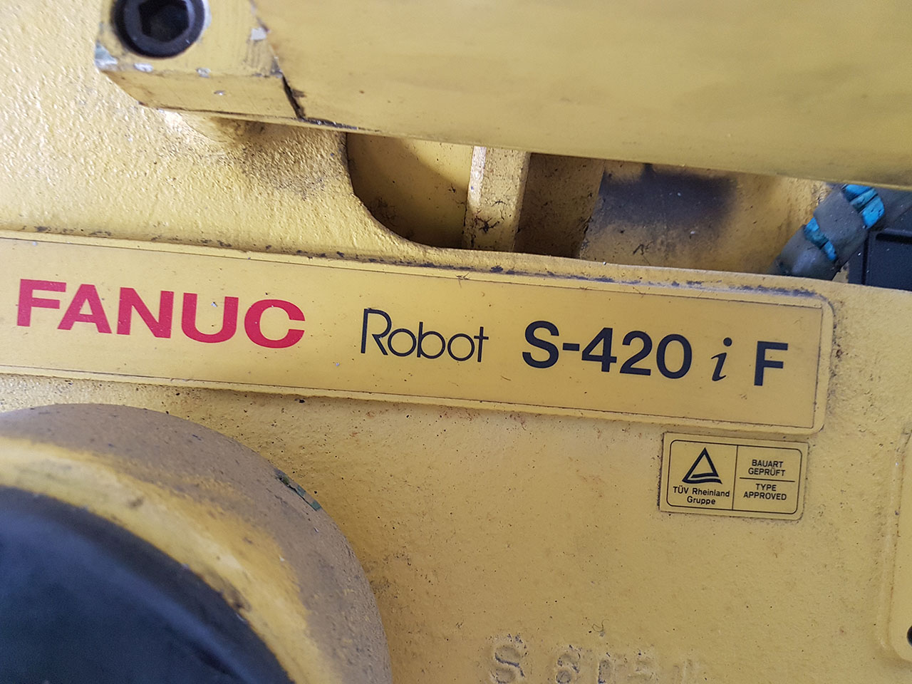 FANUC S-420 i F öntödei robot, használt HR1815